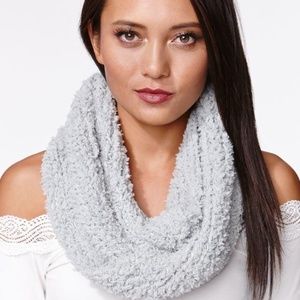 Pacsun Kendall & Kylie Chenille Loop Scarf: